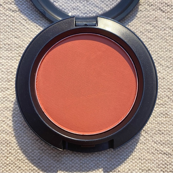 MAC Powder Blush NIB - Picture 2 of 2